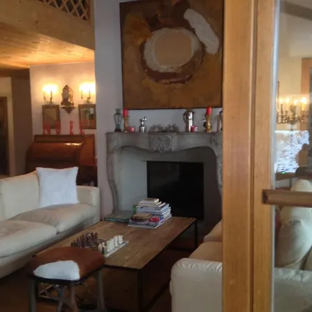 Beautiful Luxury By The River Apartment Gstaad